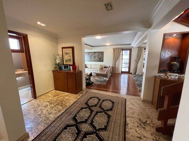 Casa para Venda em Santana de Parnaíba - 5