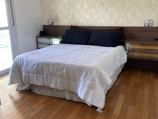 Apartamento para Venda em Santana de Parnaíba - 2