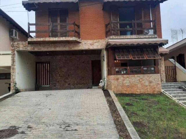 Casa para Venda em Santana de Parnaíba - 2