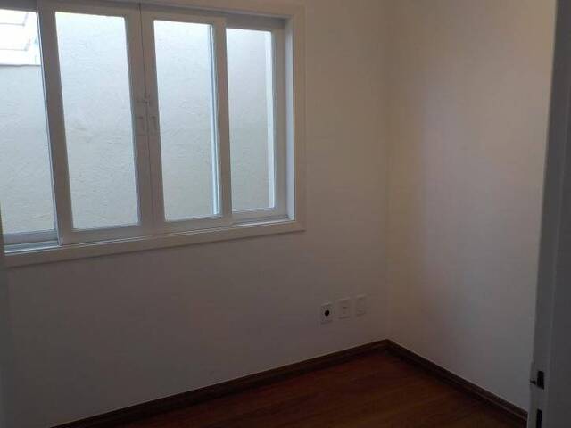 Casa para Venda em Santana de Parnaíba - 3