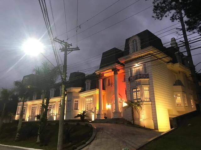 Casa para Venda em Santana de Parnaíba - 3