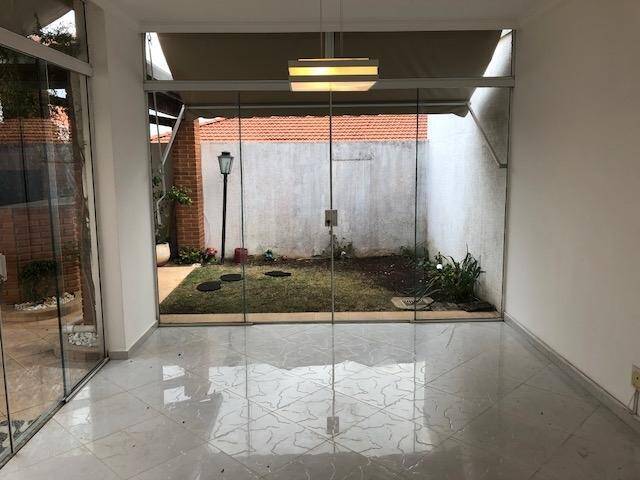 Casa para Venda em Santana de Parnaíba - 4