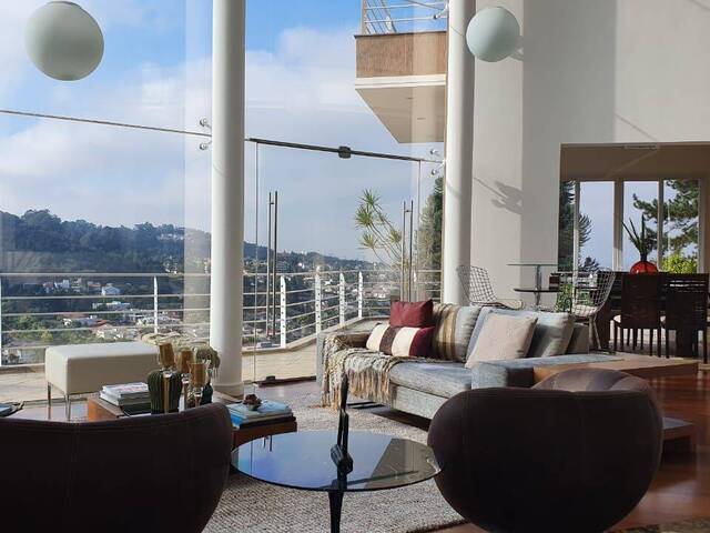 Casa para Venda em Santana de Parnaíba - 2