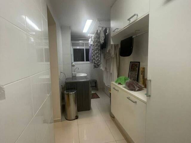 Apartamento para Venda em Santana de Parnaíba - 2