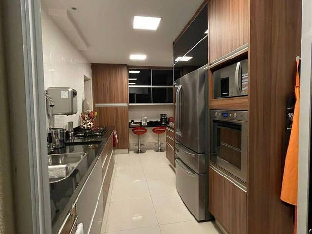 Apartamento para Venda em Santana de Parnaíba - 4