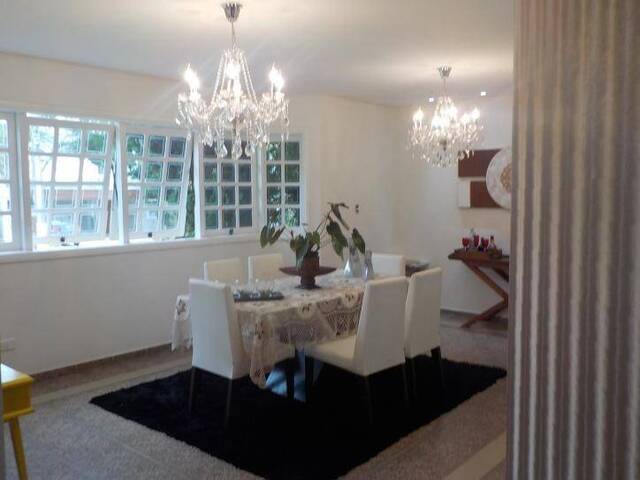 Casa para Venda em Santana de Parnaíba - 5