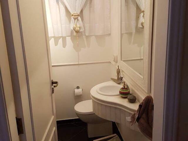 Casa para Venda em Santana de Parnaíba - 2