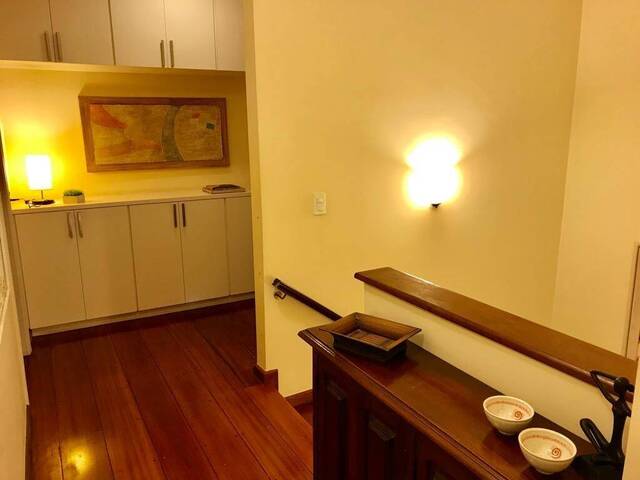 Casa para Venda em Santana de Parnaíba - 5