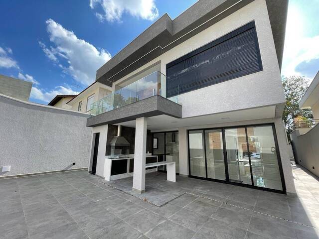 Casa para Venda em Santana de Parnaíba - 4