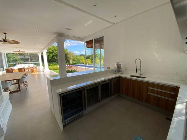 Casa para Venda em Santana de Parnaíba - 5