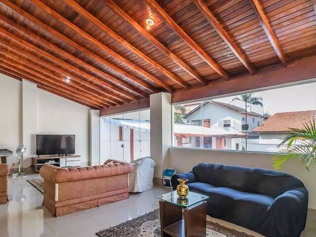 Casa para Venda em Santana de Parnaíba - 3