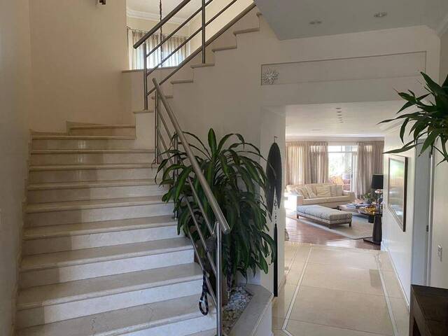 Casa para Venda em Santana de Parnaíba - 4