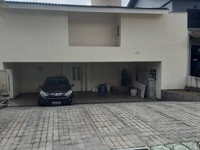 Casa para Venda em Santana de Parnaíba - 2