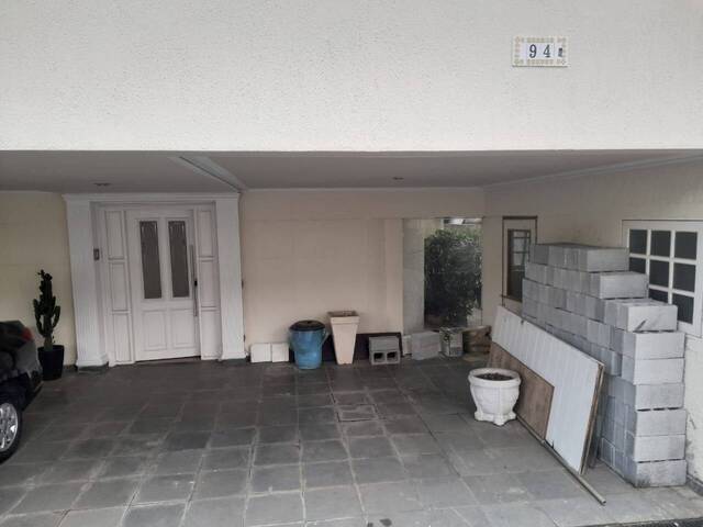 Casa para Venda em Santana de Parnaíba - 3