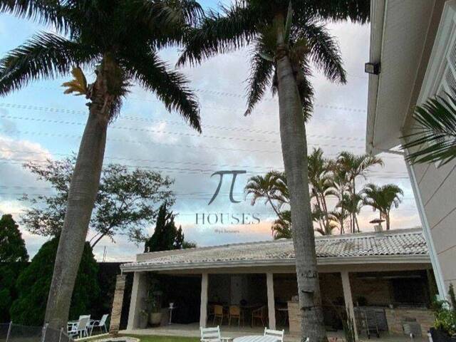 Casa para Venda em Santana de Parnaíba - 2