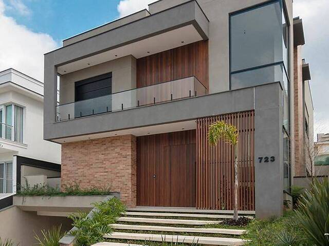 Casa para Venda em Santana de Parnaíba - 2