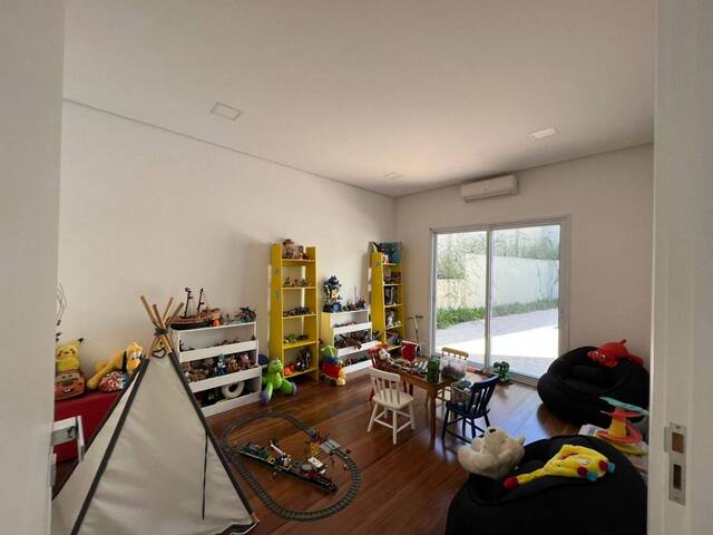 Casa para Venda em Santana de Parnaíba - 2