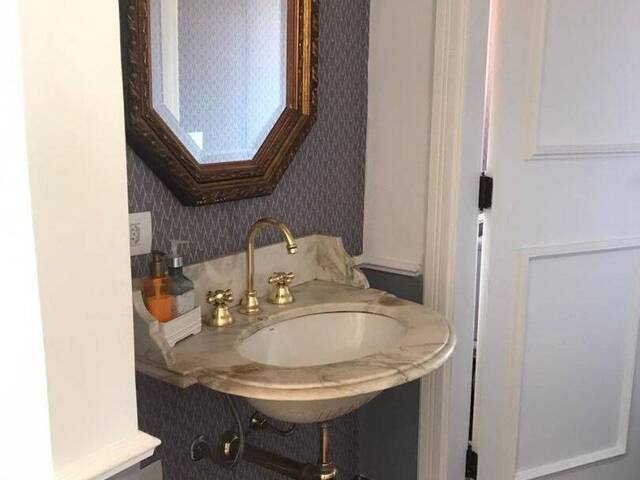 Casa para Venda em Santana de Parnaíba - 3