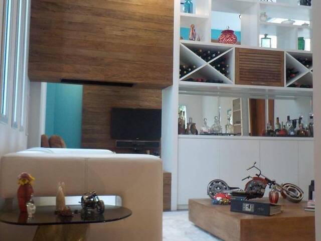 Casa para Venda em Santana de Parnaíba - 5