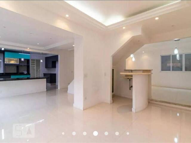 Casa para Venda em Santana de Parnaíba - 4