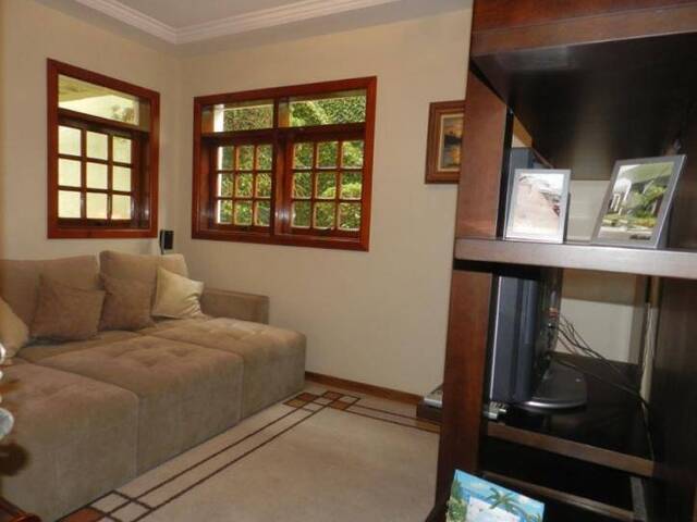 Casa para Venda em Santana de Parnaíba - 2