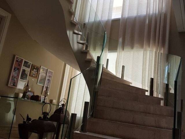 Casa para Venda em Santana de Parnaíba - 4