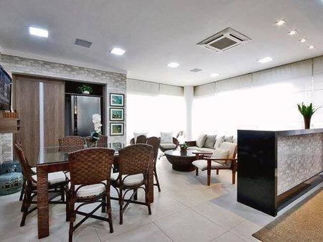 Casa para Venda em Santana de Parnaíba - 2