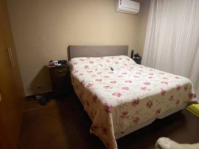 Casa para Venda em Santana de Parnaíba - 3