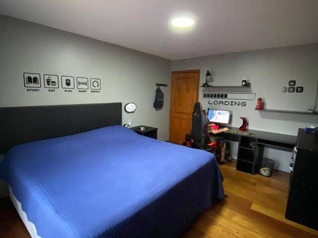 Casa para Venda em Santana de Parnaíba - 5