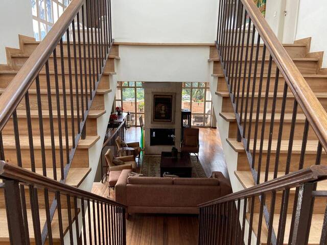 Casa para Venda em Santana de Parnaíba - 3