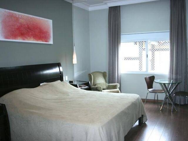 Casa para Venda em Santana de Parnaíba - 5