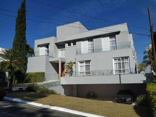 Casa para Venda em Santana de Parnaíba - 2