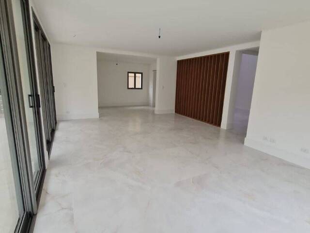 Casa para Venda em Barueri - 2