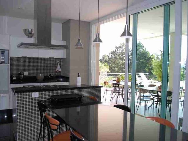 Casa para Venda em Santana de Parnaíba - 3