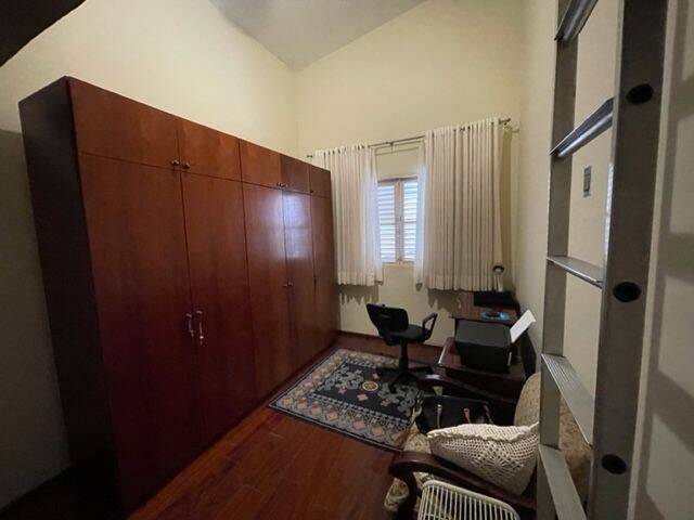 Casa para Venda em Santana de Parnaíba - 3