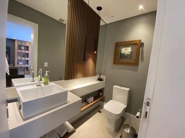 Casa para Venda em Santana de Parnaíba - 4