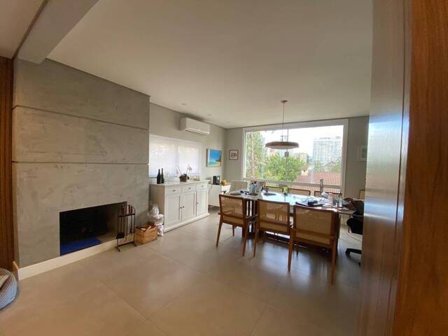 Casa para Venda em Santana de Parnaíba - 5