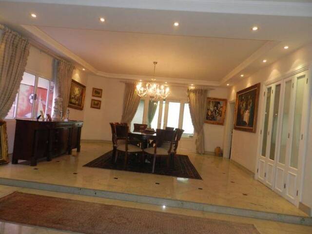 Casa para Venda em Santana de Parnaíba - 2