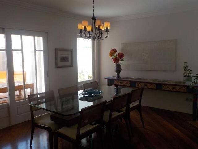 Casa para Venda em Santana de Parnaíba - 5