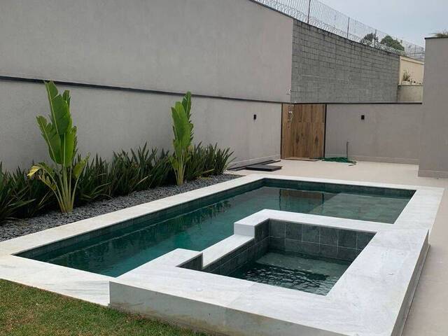 Casa para Venda em Santana de Parnaíba - 5