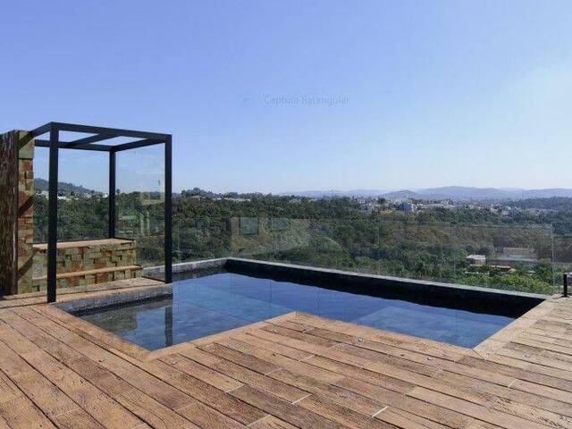 Casa para Venda em Santana de Parnaíba - 3