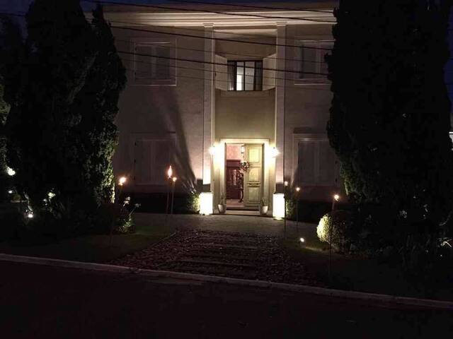 Casa para Venda em Santana de Parnaíba - 2