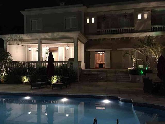 Casa para Venda em Santana de Parnaíba - 5