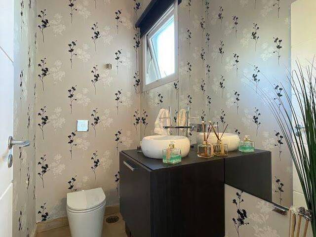 Casa para Venda em Santana de Parnaíba - 4