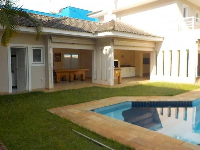 Casa para Venda em Santana de Parnaíba - 2