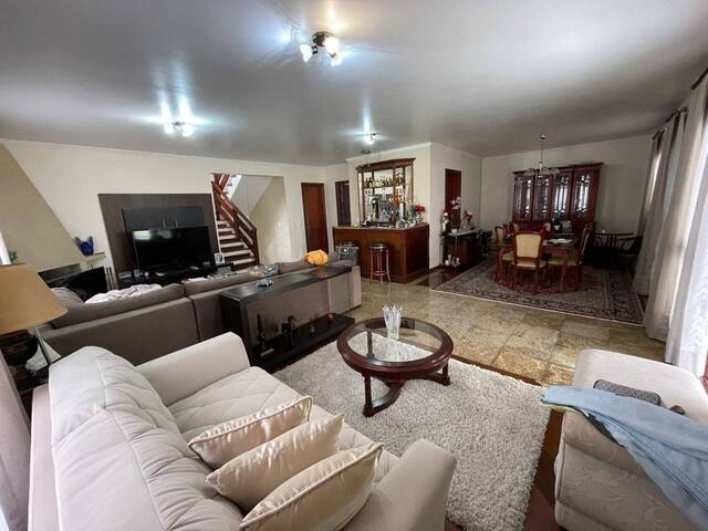 Casa para Venda em Santana de Parnaíba - 4