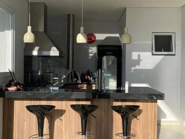 Casa para Venda em Santana de Parnaíba - 2