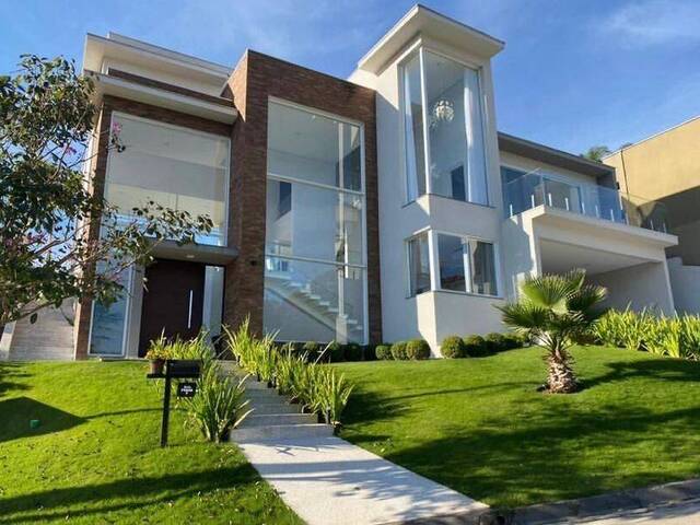 Casa para Venda em Santana de Parnaíba - 3