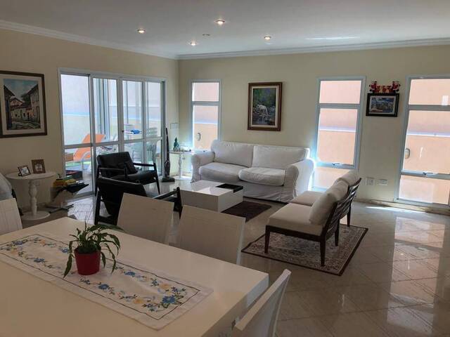 Casa para Venda em Santana de Parnaíba - 3