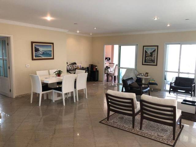 Casa para Venda em Santana de Parnaíba - 4